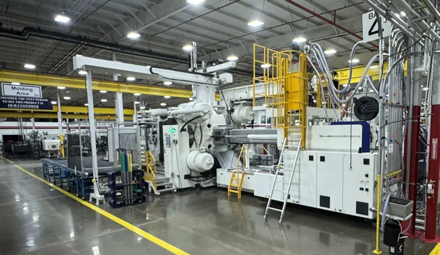 Grand Haven Custom Molding Injection Molding Plant Floor Machine